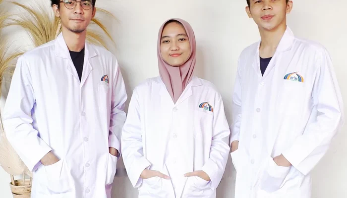 Jas Laboratorium: Fungsi, Jenis, dan Daftar Harga Terbaru 2025